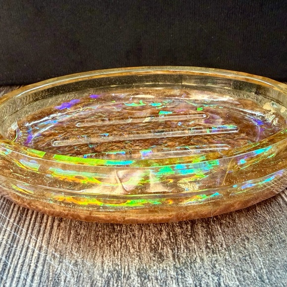 Iridescent Resin soap dish/trinket dish - Picture 3 of 6